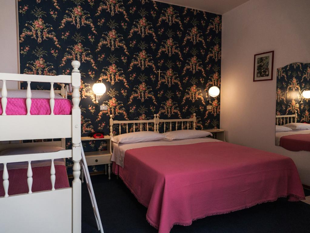 Hotel Fabius Μπελάρια-Ιτζέα Μαρίνα Δωμάτιο φωτογραφία